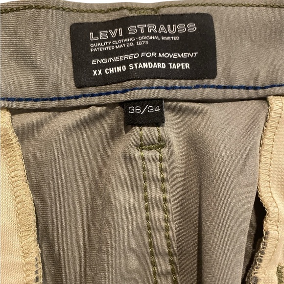 Levi's Men's Tan Chinos - Picture 3 of 5